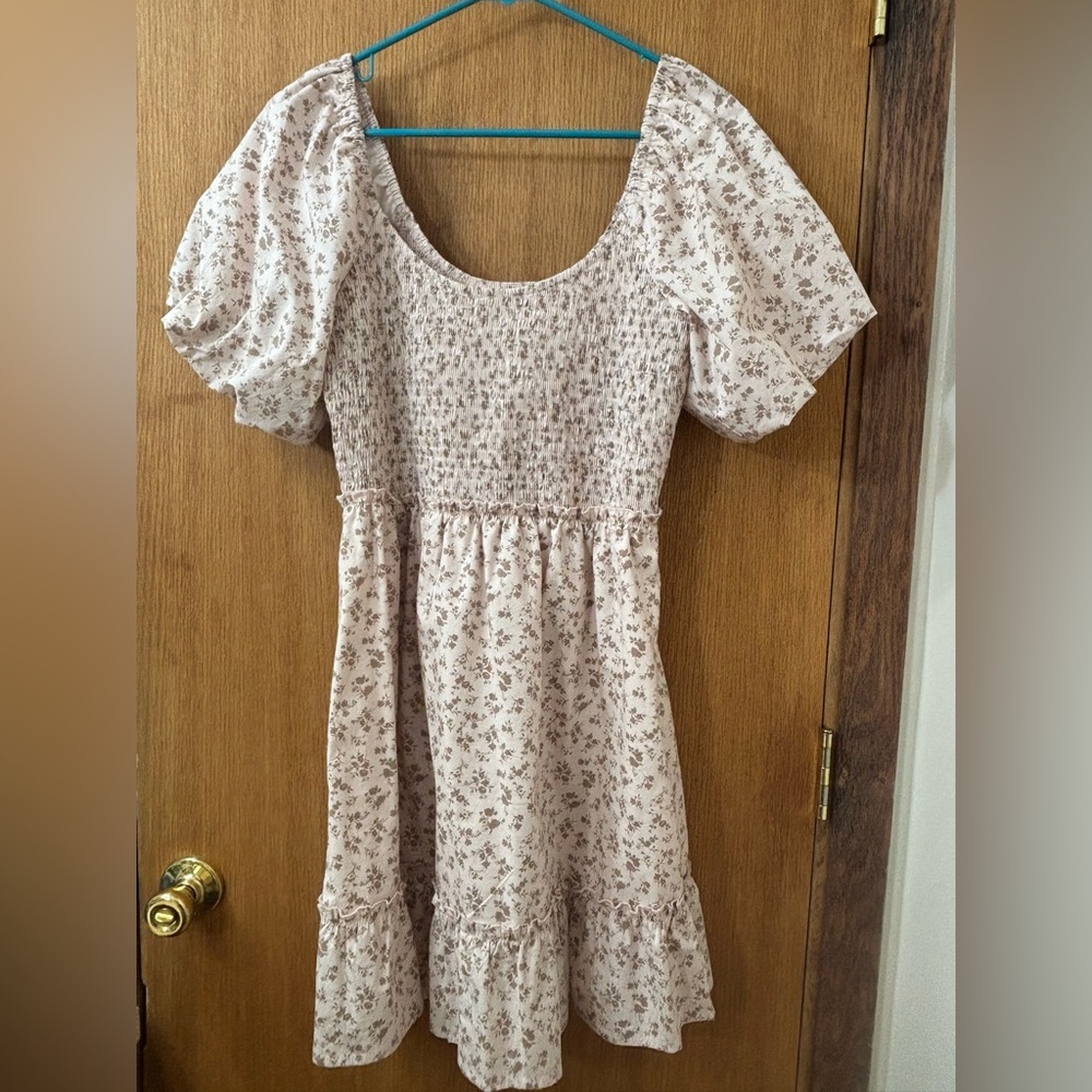 LIKE NEW And Now This Mini Smocked Floral Summer Dress Puff Sleeves